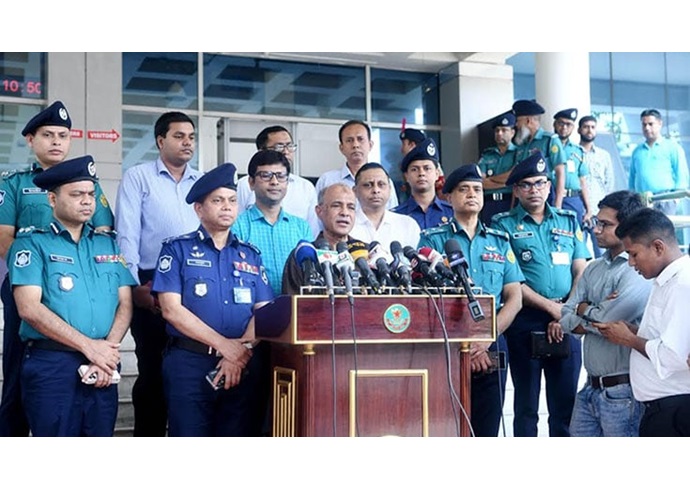 সত্যিকারের জনবান্ধব পুলিশ হোন: স্বরাষ্ট্র উপদেষ্টা