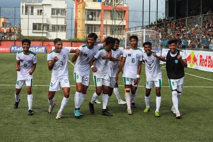 সাফ অ-২০ ফুটবল: মিরাজুলের জোড়া গোলে নেপালকে হারিয়ে শিরোপা জিতলো বাংলাদেশ